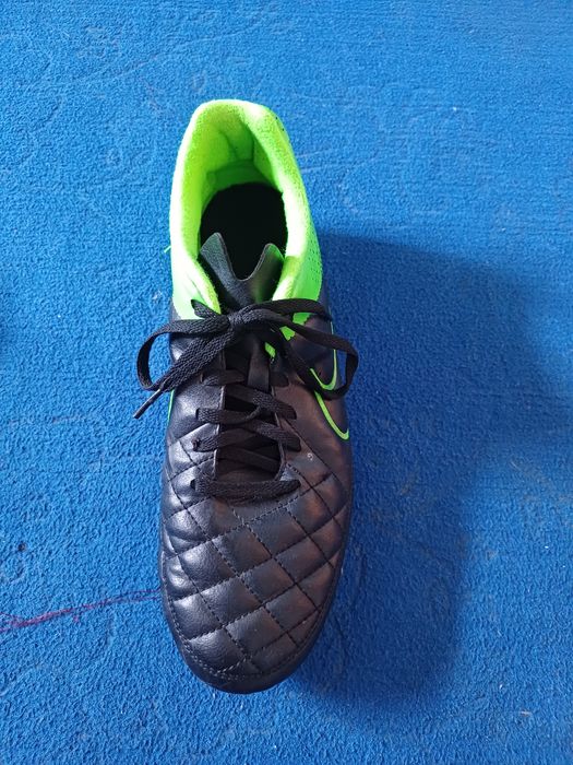 Original Nike tiempo butsi
