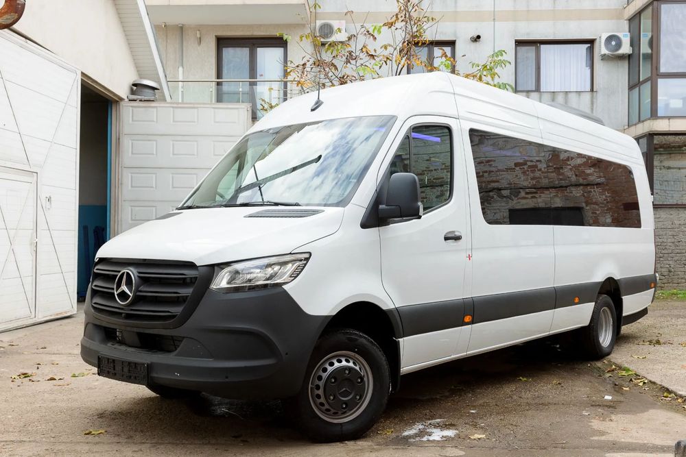 Mercedes-Benz SPRINTER Mercedes Benz SPRINTER 517 CDI KA MICROBUZ 21 LOCURI Categoria 2