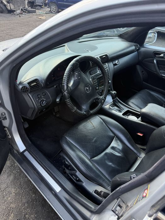 Мерцедес W203 c270cdi 2002г на части