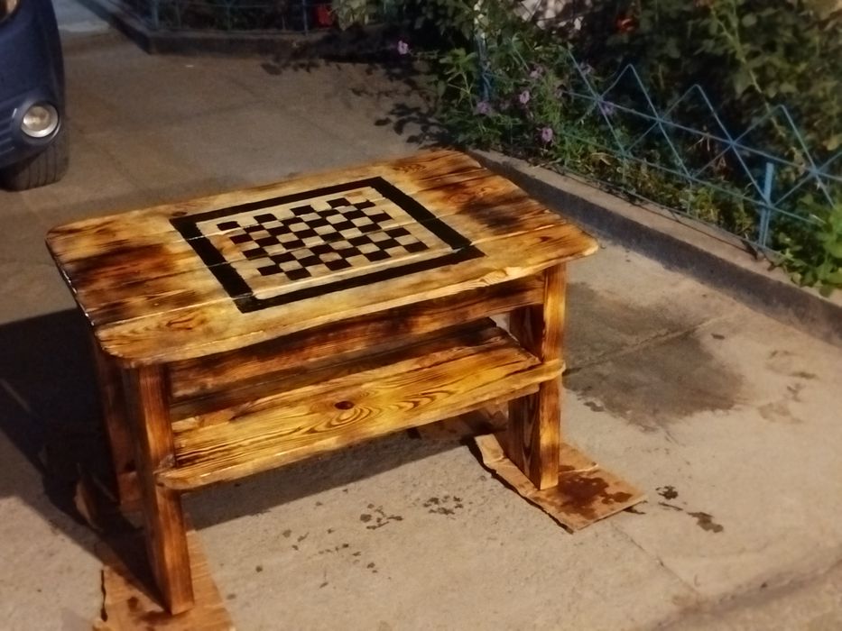 Мебель  из дерева
