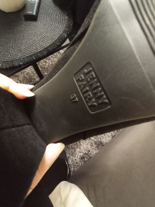 Велурени боти 37