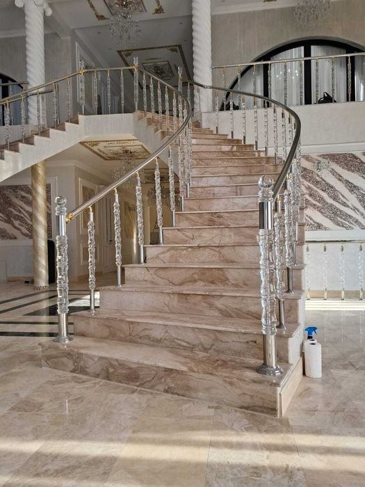 Scara Treapta Blaturi Glafuri din Granit, Marmura, Travertin, Quartz.