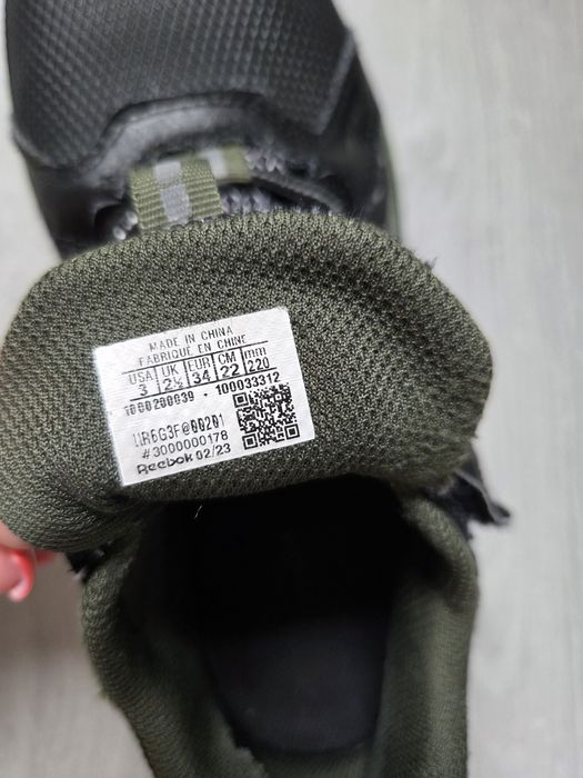 Adidași Reebok băieți, mărimea 34 (22 cm)