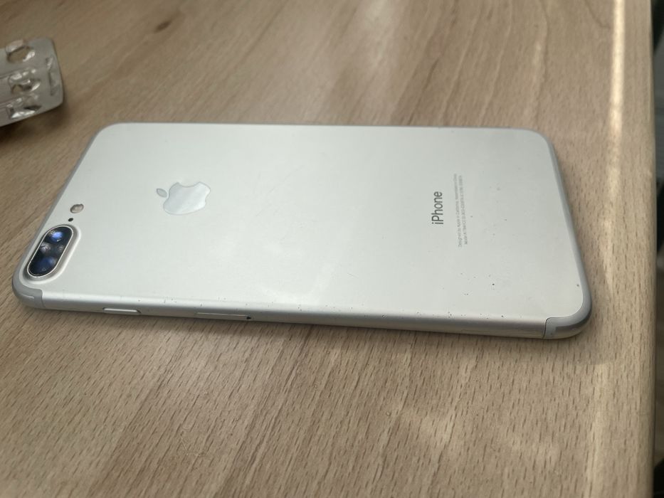 Iphone 7 plus 32 GB Silver
