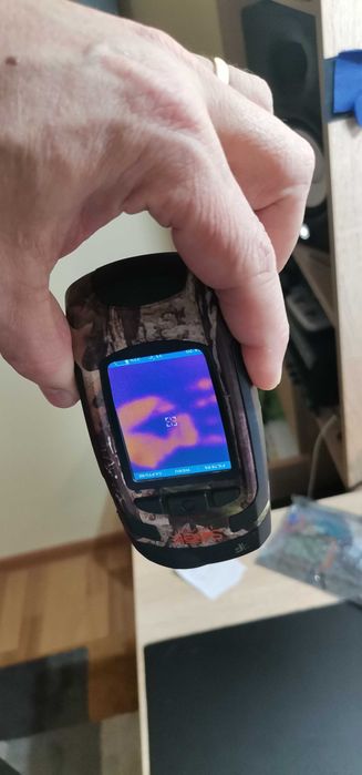 Camera cu termoviziune Seek Thermal Reveal XR Xtra Range