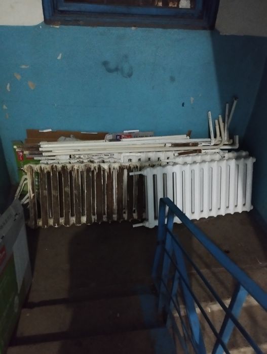 Продам радиаторы отопления чугунные