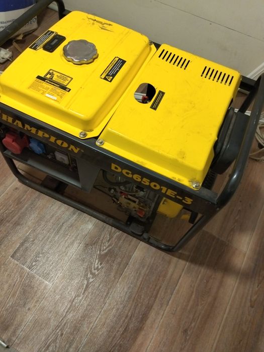 Продам генератор