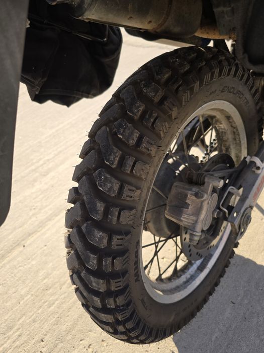 SUZUKI   DR 650   1994