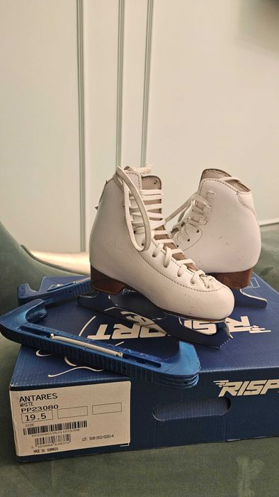 Коньки фигурные детские