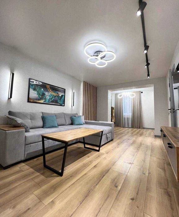 R17! Сдаётся квартира 2/2/4 на Мирабадском, на Чехова Ойбек!