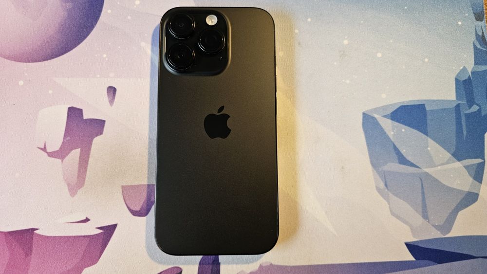 iPhone 16 pro black 1Tb impecabil.