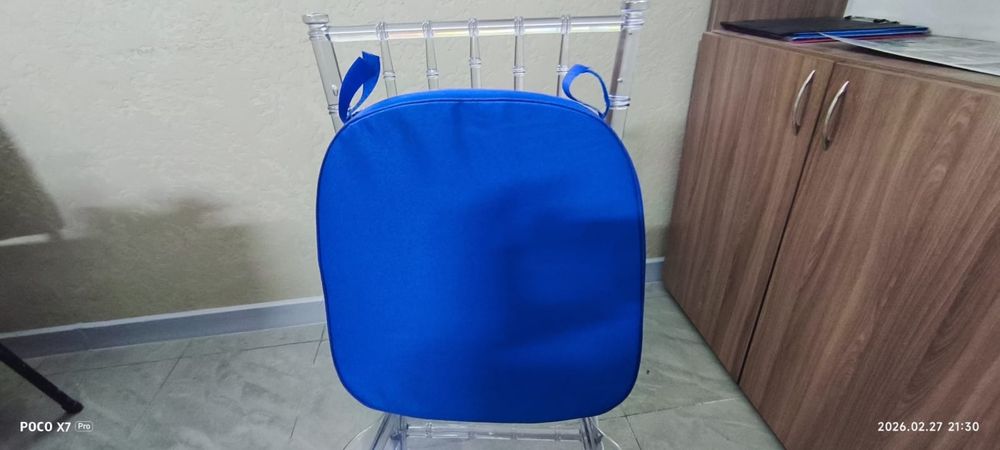 Мягкие подушки на стульчики