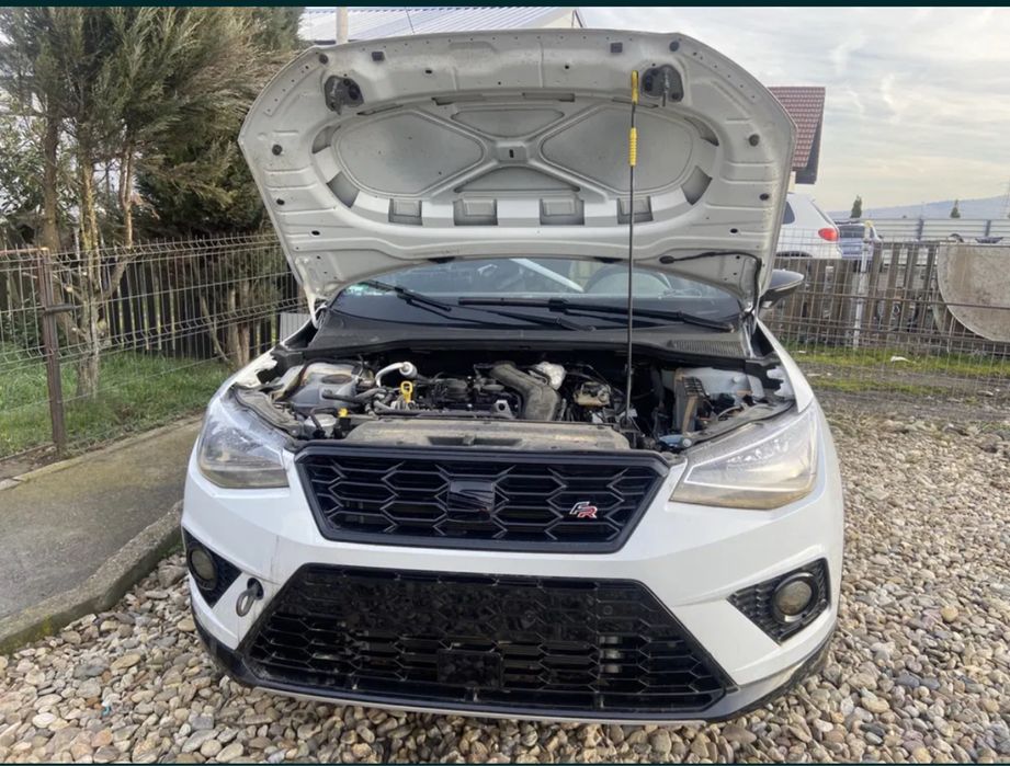 bara fata seat arona FR an 2020 dezmembrari seat arona motor DPC aut