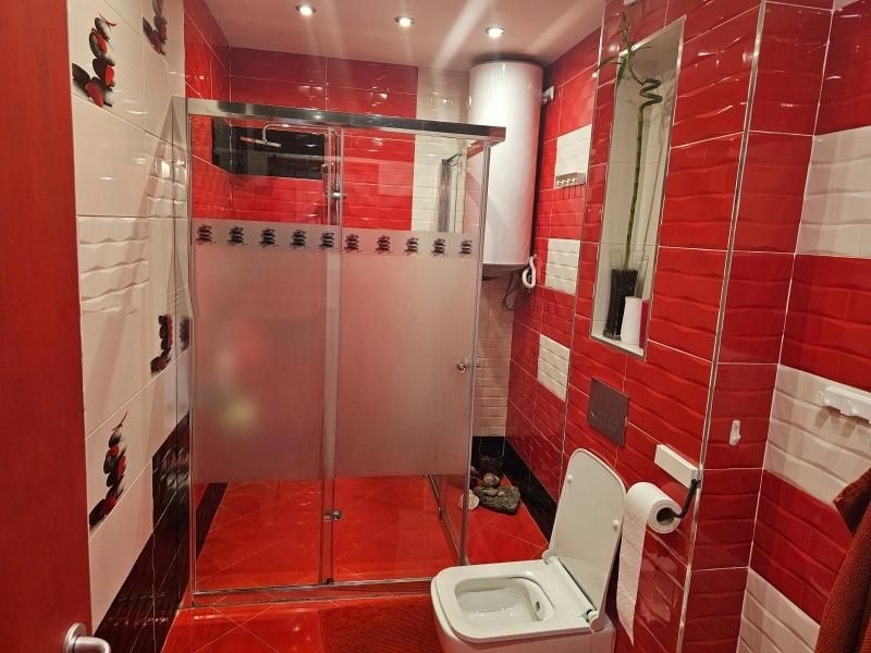 Дава се под наем Тристаен апартамент в София, Дървеница - 117 кв.м за 740 € - Снимка #8