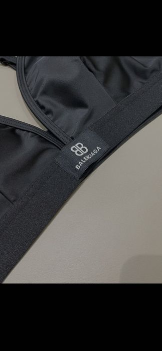 Costum de baie Balenciaga, model 2026, preț fix