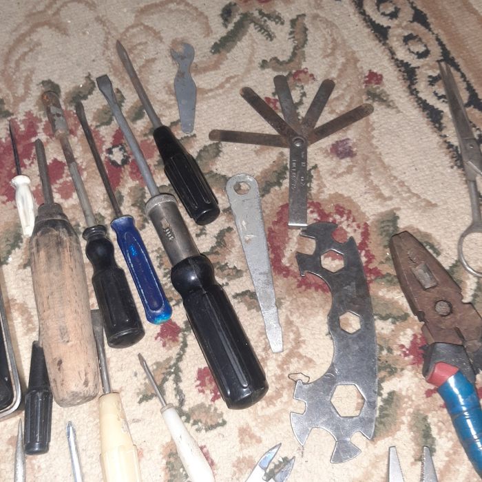 Продам ручной инструмент