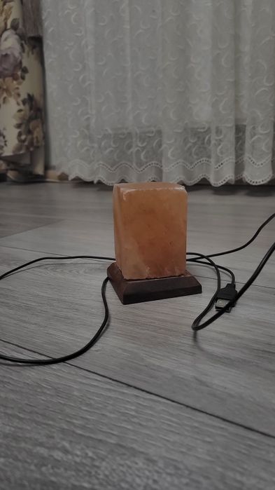 Lampa de sare cu USB