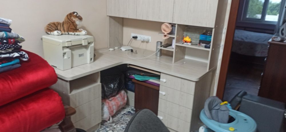 Компьютерный стол