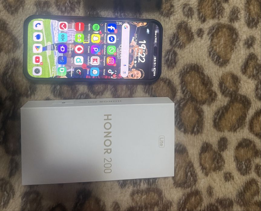 Vand honor 200 lite