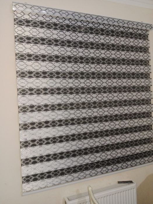 Jalyuzichi qizdan jalyuzi