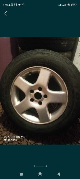 Продам комплект литых дисков