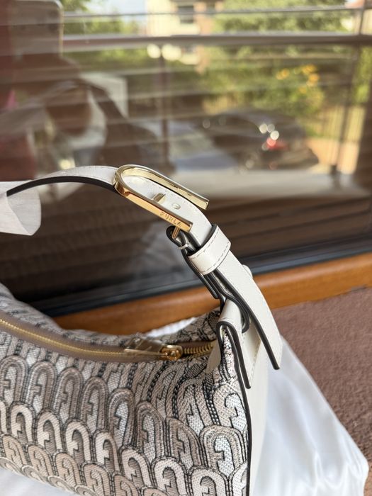 Furla Toni Ballerina нова чанта