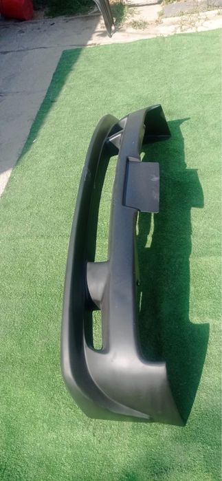 Накладка на бампер лх470