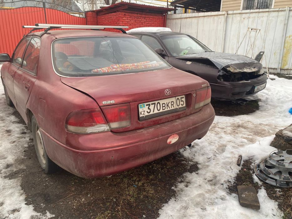 Срочно продам Мазда кронос