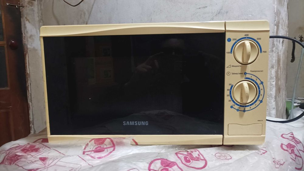 Микроволновая печь SAMSUNG