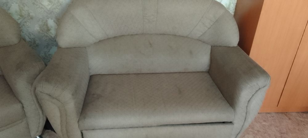 Продам малый диван и кресло