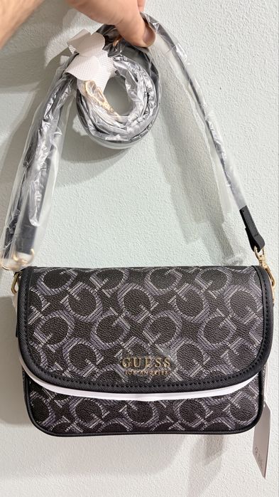 Geanta Dama Guess