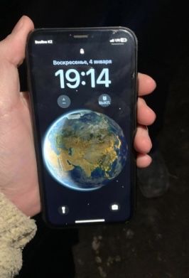 iPhone XR с гарантией