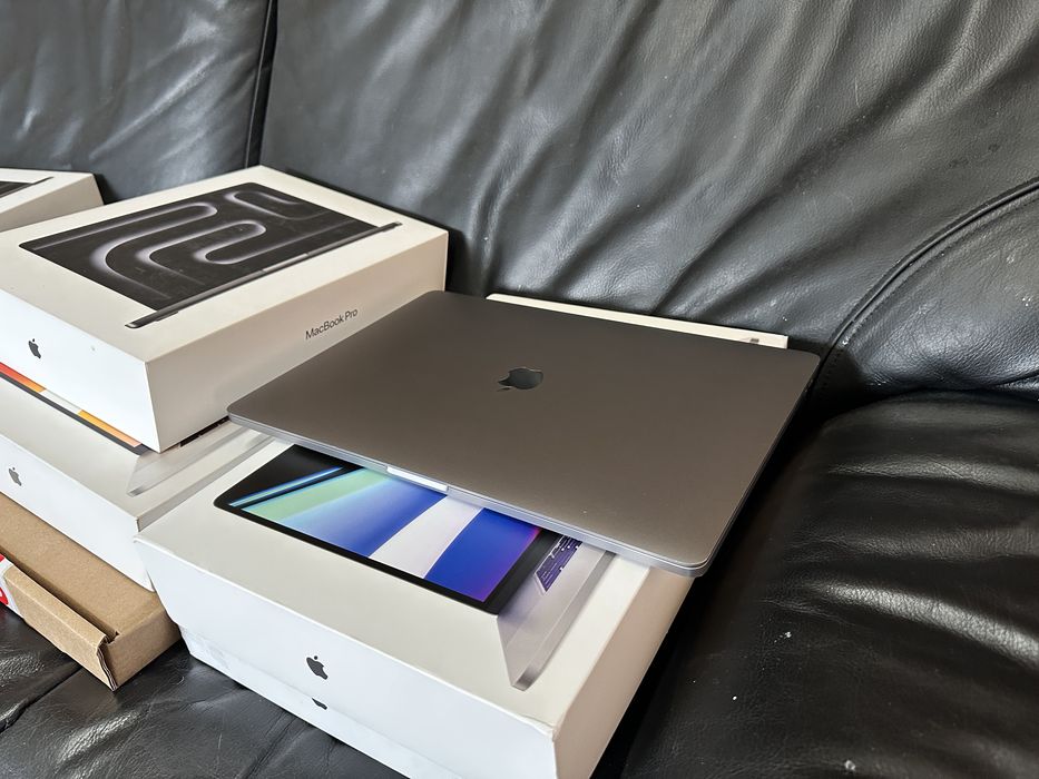 Macbook Pro 16” 2019 A2141  Display Componente Asigur Montaj