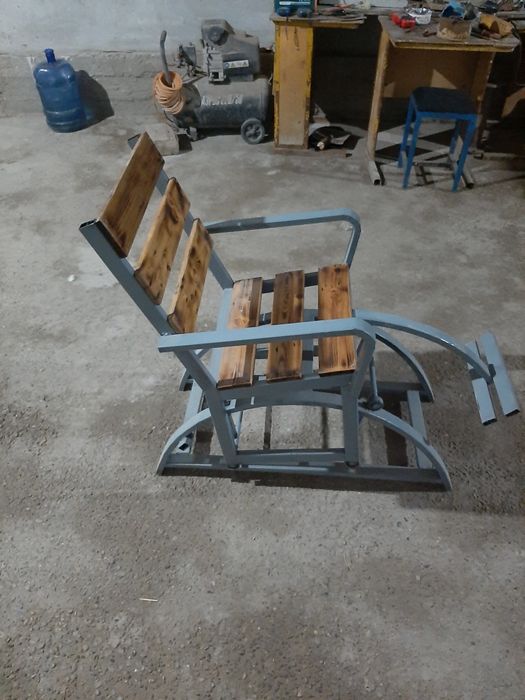 Маятниковая кресло качалка