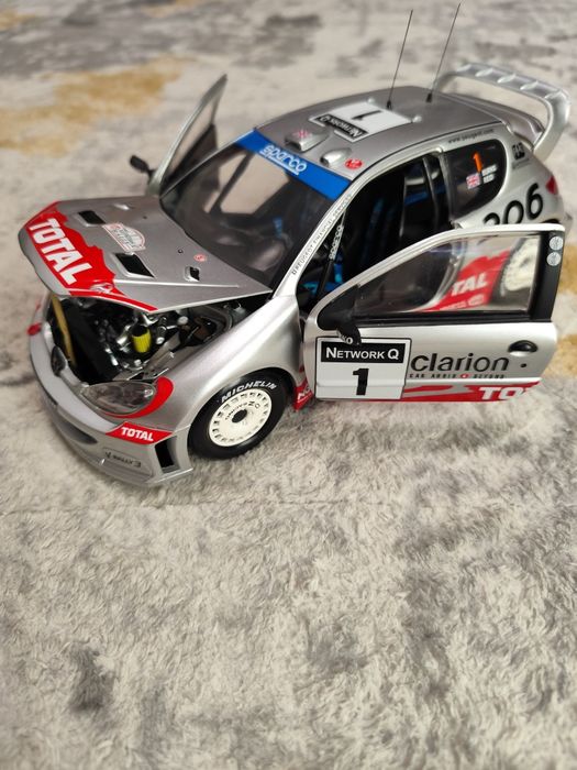 machete scara 1.18