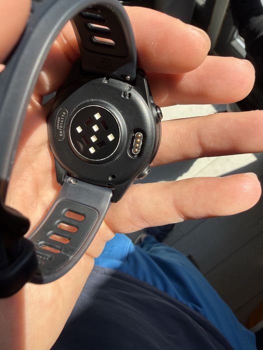 Garmin Forerunner 570 (42mm)