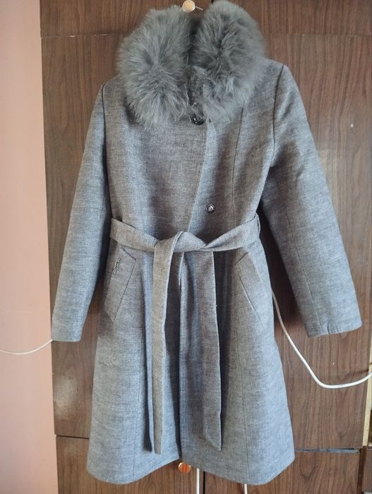 Ayollar paltosi razmeri 50