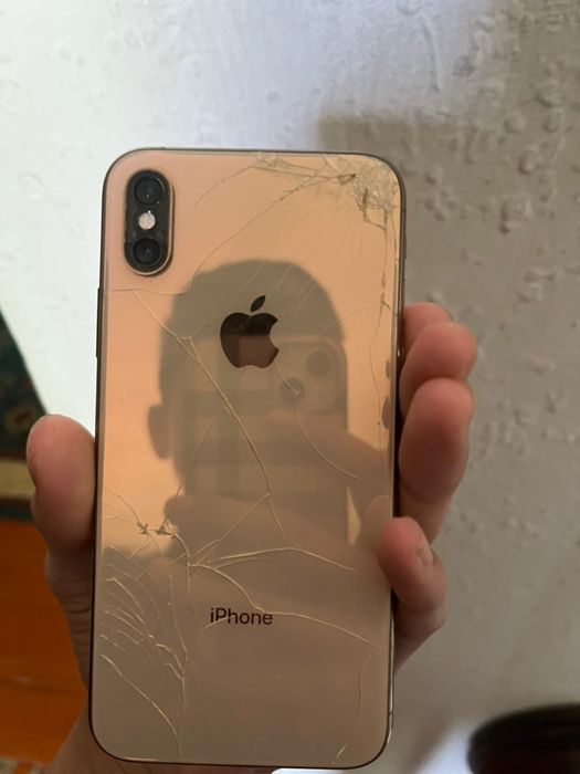 iphone XS 64 цвет золотой