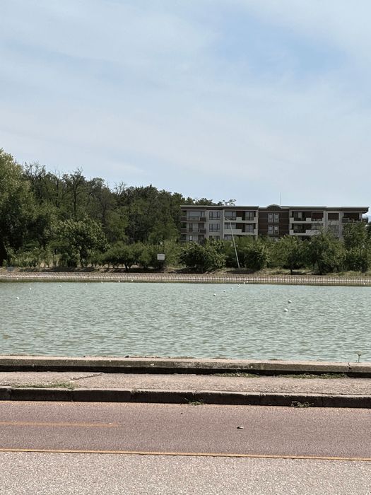 Дава се под наем Тристаен апартамент в Пловдив, Христо Смирненски - 120 кв.м за 999 € - Снимка #14