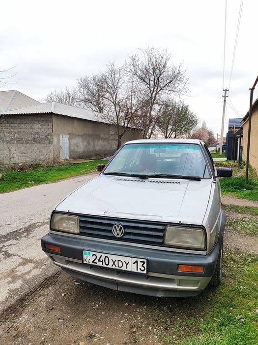 Продается Volkswagen Jetta 1990 года

Объем двигателя: 1.8 л
