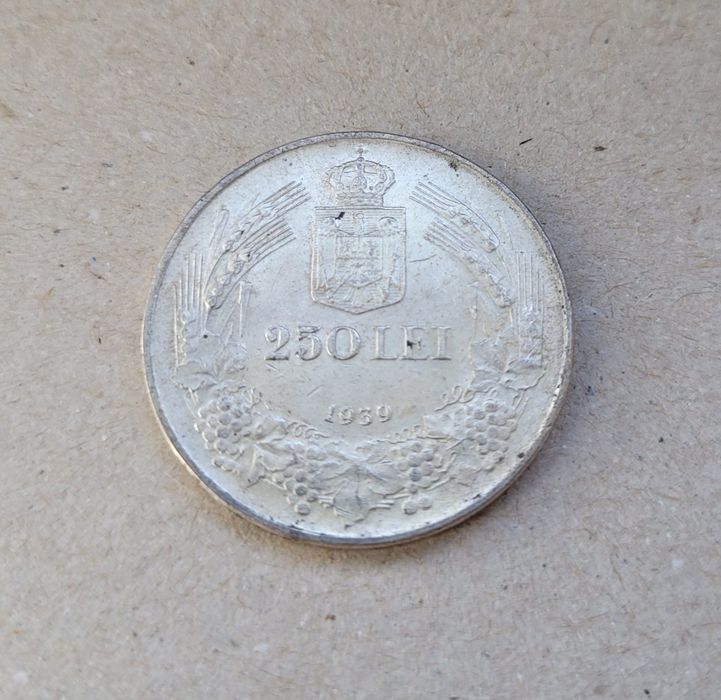 Moneda veche argint România 250 de lei 1939.