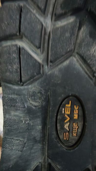 Продам рабочие ботинки