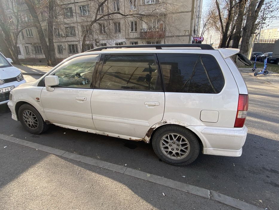 Продам митсубиси шариот