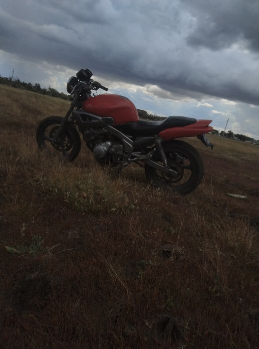 Продам Yamaha fzr 250