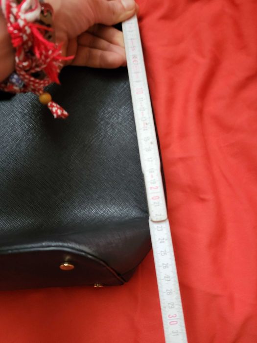 Дамска чанта марка H&M чисто нова