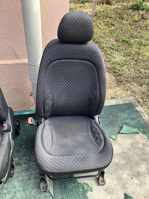 Салон от Toyota Yaris Verso 2003