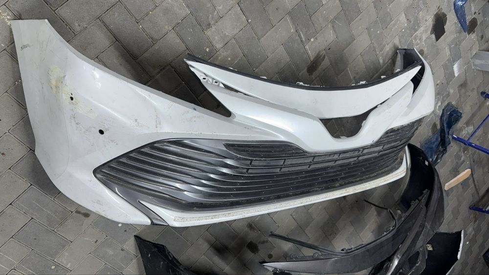 Бампер передний toyota Camry 70 бу оригинал