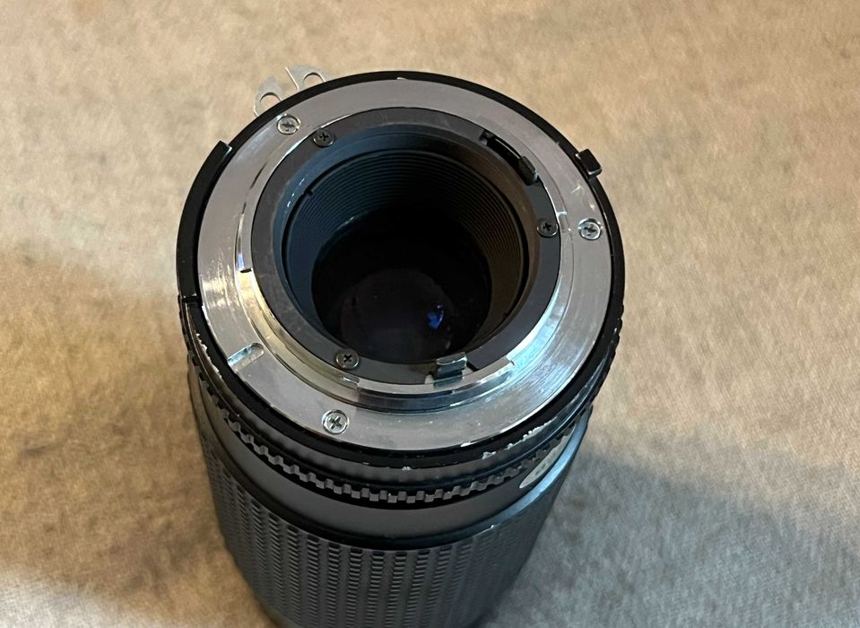 Obiectiv Tokina RMC 80-200mm F4 Pentax K telezoom manual MF 55mm Japan