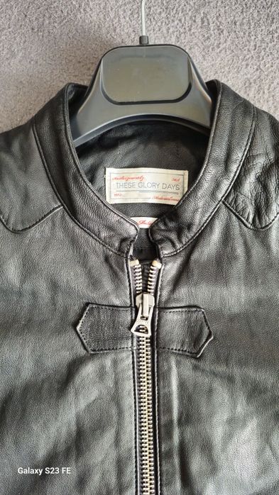 Мъжко кожено яке (M) 80€