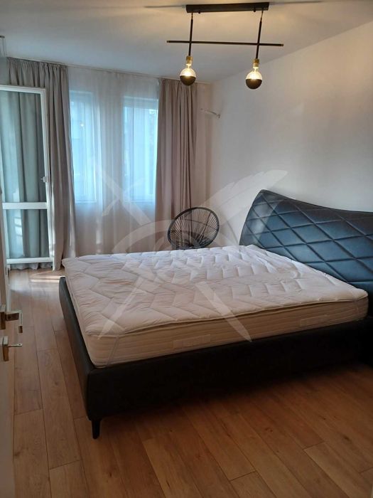 Дава се под наем Тристаен апартамент в Пловдив, Коматевски възел - 100 кв.м за 797.64 € - Снимка #3